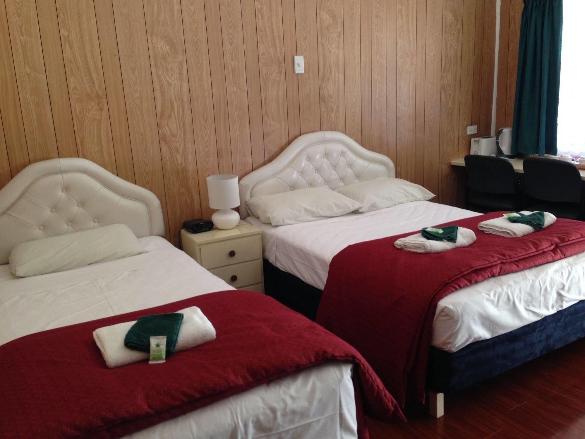 ميناء ماكواري Major Innes Motel المظهر الخارجي الصورة