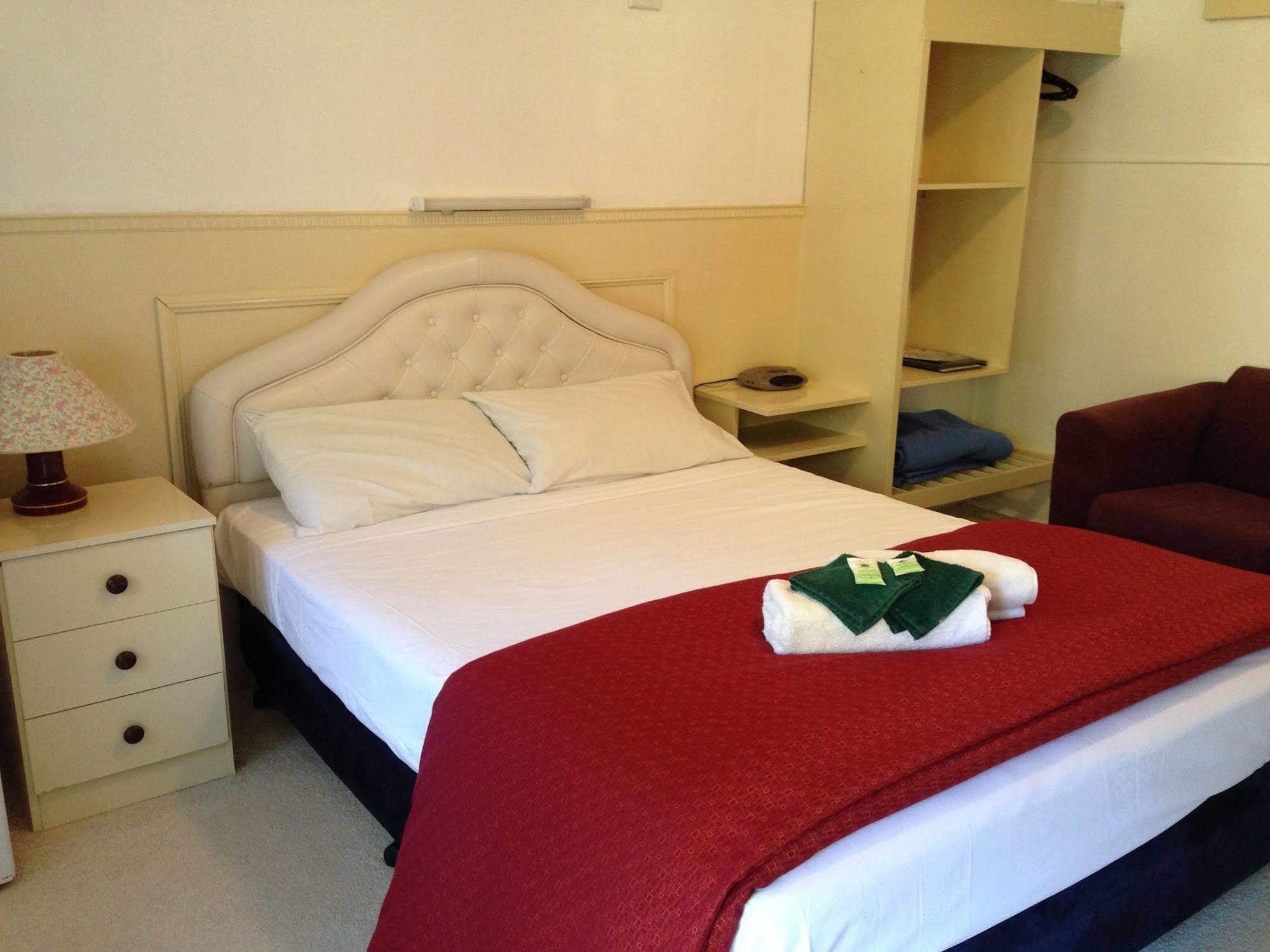 ميناء ماكواري Major Innes Motel المظهر الخارجي الصورة