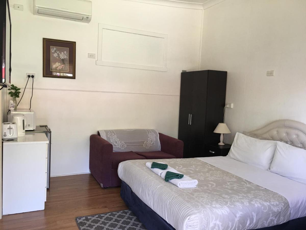 ميناء ماكواري Major Innes Motel المظهر الخارجي الصورة